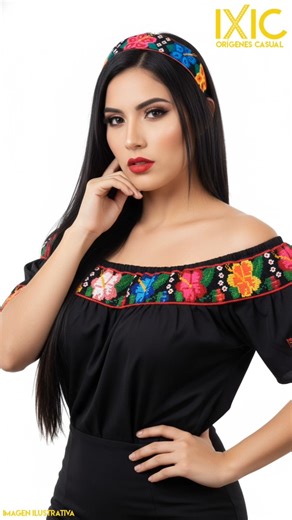 La elegancia se borda: 100% artesanal. Nuestra blusa artesanal y banda bordada a mano de #IXIC combinan el arte tabasqueño con la elegancia moderna. Hechas con amor por manos artesanas, cada flor representa la identidad y el color de nuestra tierra. 🌺🖤 💫 Perfectas para eventos, sesiones o para lucir tu orgullo mexicano día a día. 📍 Hecho en Tabasco. #HechoEnMéxico #IXIC #ModaArtesanal #OrgulloTabasqueño #BordadoAMano #ArteYModa | IXIC