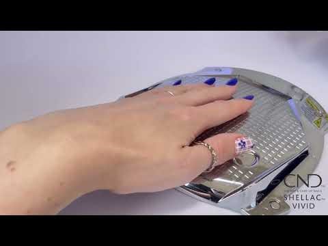 Proper Hand Placement for Even Curing | CND™ LED Lamp