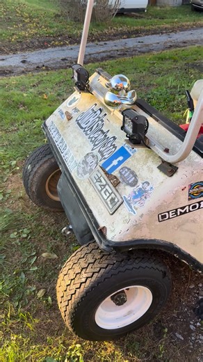 She’s ready for another derby weekend 😎🐥 #jimbosderbyshop #demolitionderby #derby #demo #buriedalive #Deadman #goldengoose | JimBo's Derby Shop