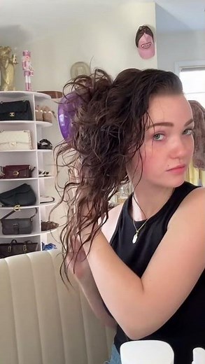 Irish curl hair routine !!! products used: LLC spray bottle • OUAI wave spray & curl crème • naked