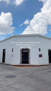 This is the stunning, colonial era style mansion Casa Olivia in downtown Merida, Mexico - a 4 bedroom oasis in the heart of the city! | casitamx