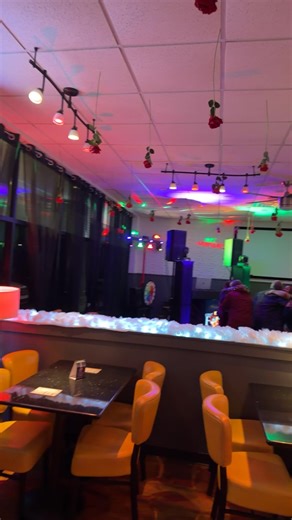 Gray Fox Bar & Lounge on Reels