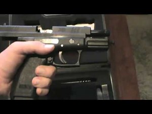 Springfield Armory XD-9 Unboxing and Accessories