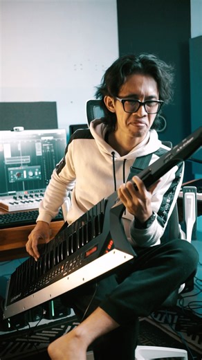 Hail to The King - Avenged Sevenfold (Keytar Cover)