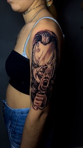 Te gustaría tatuarte algo así❓❓ “ESCRIBEME”al 4771925303📟 y con gusto platicamos la idea 💡 NO pidas permiso tu llega con el tatuaje, total los golpes se quitan,el tatuaje no 🥰🔞🔞 Tiempos y espacios disponibles para tatuar⏱ 🚫CITAS SOLO CON DEPÓSITO🚫 (No agendare sin previo depósito)💰 💥Estudio privado💥 #tattoo #tatuadoresmexicanos #leongto | Emmanuel Tader