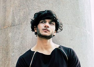 20 Cool Wavy Hairstyles for Men (2025 Guide) – CoolMensHair