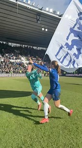 KEEP THE BLUE FLAG FLYING HIGH! 💙 | Chelsea Football Club Women