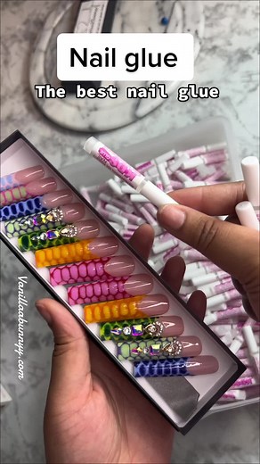 What your favorite nail glue ? Mine is from kds! I really like how this glue sticks. It last a long time when you prep your nail plate properly. Here’s a link to this glue : Check out my product! https://www.vanillaabunnyy.com/product-page/100-kds-glue ——— ⬇️⬇️⬇️⬇️⬇️ Vanillaabunnyy.com helps business owners gain access to high-quality inventory quickly. ———- YES I WHOLESALE NAILS ——- #nailcompany #wholesalepressonnails #Wholesalenails #celebritypressonnails #wholesalenailbuffers #wholesalenailgl