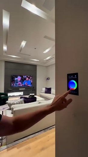 SMART RGB LED LIGHTING • Any color, anytime, anywhere. @usailighting Infinite Color WRGB downlights and @savantsystems linear LED lights. All controlled with Savant App. Installation by the Smart Home Brothers at @tymhomes. Our client wanted high-performance WRGB lighting throughout their home. Mostly for the health benefits from human-centric circadian rhythm lighting. But there’s also the fun part. RGB lights, smart LED lights, color-changing lights, RGBW strips, smart home lighting, customiza