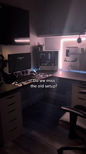 huge upgrades to the new setup soon so if you miss old right now that’ll change… #techhpcs #techtok #asthetic #roomtour #bestwallpapers #nzxtcase #whitegamingsetup #whitepcbuild #gaming #led #fyp #rgb #unboxing #minimalsetup #gamimgmontage #upgradingsetup #unboxingtech #cooltech #desksetup