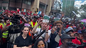 PSA members march to the Union Buildings - SABC News - Breaking news, special reports, world, business, sport coverage of all South African current events. Africa's news leader.