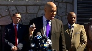 Mayor Cory Booker Starts Food Stamp Challenge