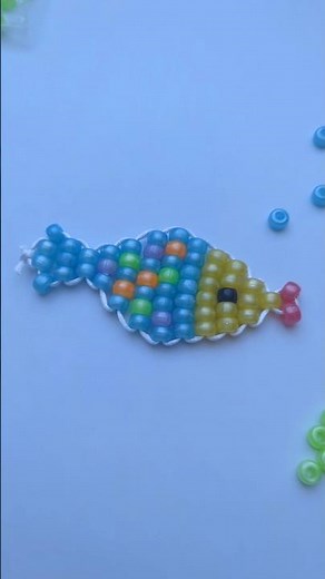 tuto poisson en perles poney beads #activitemanuelle #diy ,#perles #beads #beading