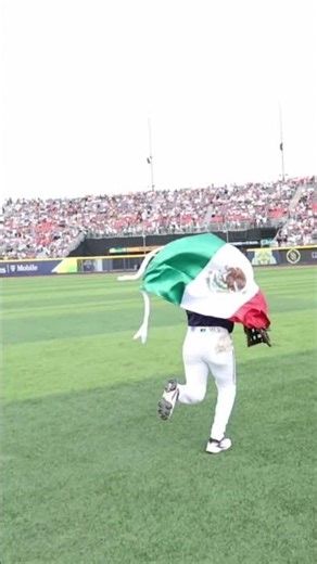 Taking the field in CDMX 🇲🇽