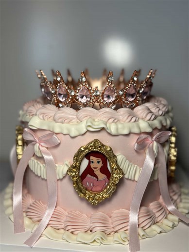 Cutest princess cake👑✨ #princess #disney #girly #fresno #fyp | cake