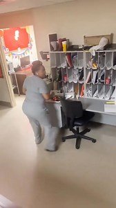 A pee a pee a pee 🤣🤣🤣#scared #prank #jumpscare #scarecam #scareprank #funny #funnyvideos #fun #funnytiktok #entertainment #sofunny #trending #tiktokviral #usa #foryoupage | Scare.Prank.USA