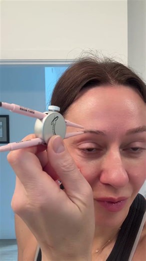 Do people ask what happened to your brows?? I invented the simple solution 💫BROWTOOL.COM