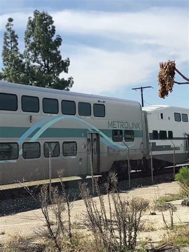 Metrolink F59ph 868 in Upland CA 3/4/2026 #metrolinktrains #railfanning