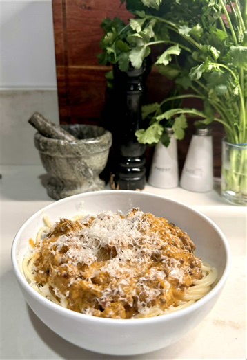 Svenneköttfärssås: Snabb och Enkel Familjerätt