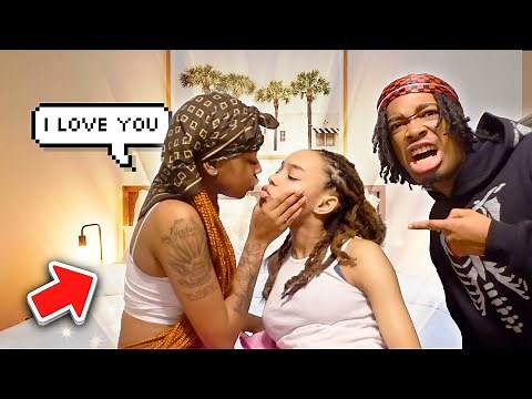 CAUGHT JADIA IN THE BED WITH @sgcbrooke KISSING!