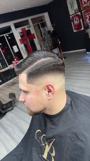 How to Achieve a Mid Fade Haircut Tutorial