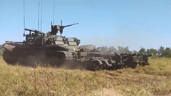 Ultra-rare and Mysterious Russian Vehicle Caught on Camera