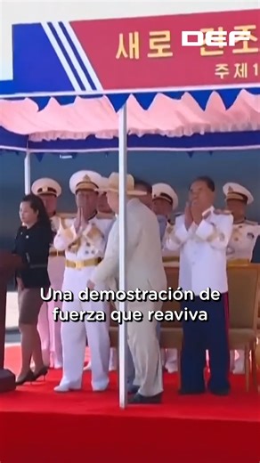 🚨 Corea del Norte revela un submarino nuclear Kim Jong Un mostró un modelo casi completo y habló de nuevas armas secretas. En plena tensión con EE. UU. y Corea del Sur, Pyongyang vuelve al centro de la escena. https://el3k.short.gy/LbMVxJ-DEF | DEF