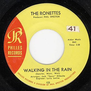The Ronettes - Walking In The Rain / How Does It Feel?