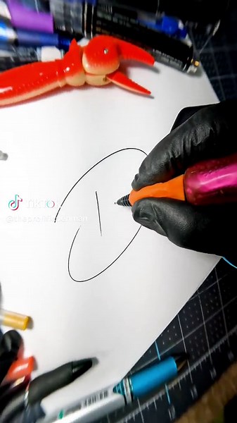 Kendrick Lamar vs Drake: Signature Battle