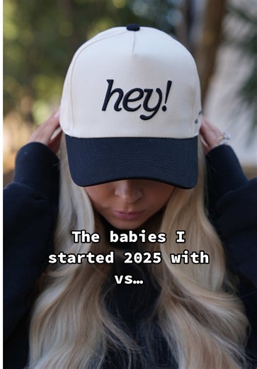 This trend! 😭 I’m not okay with how much they’ve grown… Sutton basically grew from tiny cells to this chunk! 😂 #kayandtayofficial #couples #relationships #pregnant #postpartum