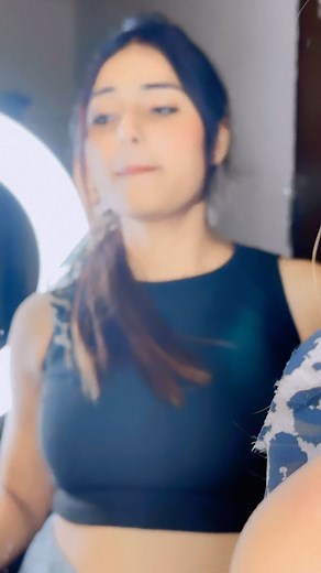 Aarohi Rawat (Neetu Rawat) on Instagram: "Rani ji 🥰"