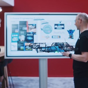 Werde Teil der grössten Software Engineering Abteilung der Zentralschweiz. 😃💻 Kleiner Einblick gefällig? Eine eigene Software Engineering Academy, selbstorganisierte Scrum Teams, attraktive Benefits und eine Arbeitskultur auf Augenhöhe - das sind wir. Und das Beste: Mit unserem professionellen Handwerk helfen wir mit, die Zukunft des Schweizer Gesundheitswesens mitzugestalten. Interessiert? Dann schau rein: https://www.css.ch/informatik | CSS Gesundheitspartnerin