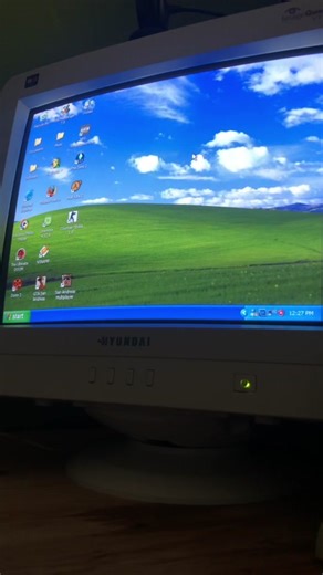 Exploring Winamp Skins from the Early 2000s | Summer Vibes