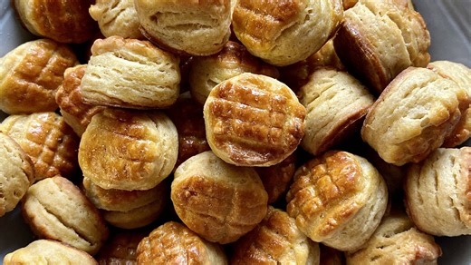 Harmadnap is puha túrós pogácsa: nem lehet belőle eleget sütni