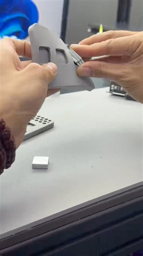 3.1K views · 81 reactions | This upgraded Mr. Yang Shenlong mat uses thicker, solid magnets than the previous generation, making the mat lighter and more stable to use. #xiaomi #iphone #BMW #Benz #tools #huawei #repair Ycs Yang Ycs Yangmei | Ycs Yang Tools | Facebook