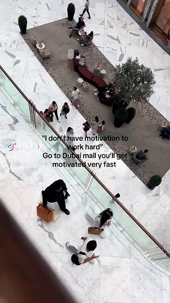 Find Motivation at Dubai Mall for Work Success