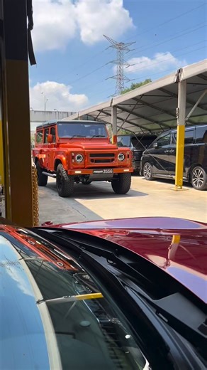 Land Rover Defender 110 Puma 2.4 liter Diesel 2011/2011 2nd hand tip top condition berminat roger abang jom layan 0199000037✅ #youpaduyourogerabang #ingatjekeretaingataffa #landroverdefender | Affa Auto Expert