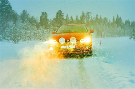 ADAC/ÖAMTC téligumi-teszt: 33 garnitúrát vizsgáltak