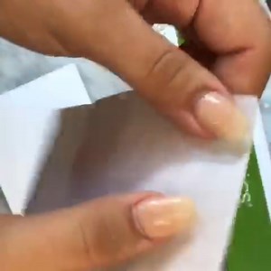 Watch Waxing strips demo on Amazon Live