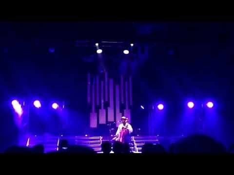 Amazing solo cello beatbox performance of Kevin Olusola (Pentatonix)