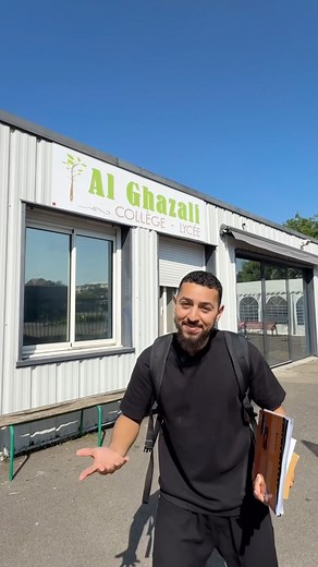 Tu cherches un lycée musulman pour la rentrée 2025 ? 🎯 Bienvenue au lycée Al Ghazali (Creil, Oise) établissement du Groupe Scolaire Al Ghazali reconnu depuis plus de 14 ans, où l’objectif est clair : ✅ 100 % de réussite AVEC mention aux examens du baccalauréat ! 📚 Choisis parmi nos spécialités adaptées à tes ambitions : 📐 Maths 🌿 SVT 💻 NSI 🌍 LLCER Anglais Monde Contemporain (AMC) Profite aussi de : 👉 Classes à effectif réduit 👉 Programme académique de l’Éducation nationale 👉 Un cadre sa