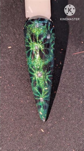 Easy Cat Eye Magnetic Gel Tutorial ❤️👌💕 #simplenails #nailarttutorial #nailartideas