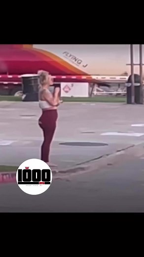 13K views · 127 reactions | A video surfaced showing how lot lizards 年 scout truck drivers and truck stops -————————————What’s your thoughts? 樂#keepit1thouwow #1000ent #fyp #1THOUWOW#explorepage #exploremore TAG  5 FRIENDS LIKE, COMMENT, SHARE Follow @1000entertainment_ on Facebook *** 1000entertainment , LLC. does not support or condone and/or violence in any form. | 1000 Entertainment | Facebook