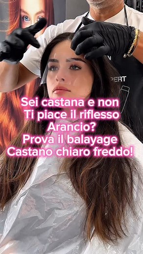 Sei castana e non ti piace il riflesso arancio ? Prova il mio balayage castano chiaro freddo! Ti piace ? #castano #castanofreddo #castanochiaro #capellicastani #balayage #balayagecastaño #cambiolook #redken #redkenshadeseq #parrucchiere #cambiolook #capelli #primaedopocapelli #balayageitalia #hairtrasformation #primaedopo #redkenseq #brunettebalayage #brunette #capelliarancioni | Savino Michele