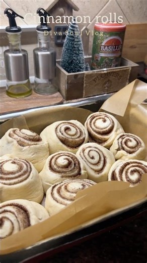 Cozy Christmas | Cinnamon Rolls #shorts #viral #viralvideo #shortvideo #short #love #youtubeshorts