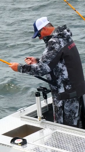 The Phantom is made for big water with a heavy-gauge hull, wide beam, deep interior, and toe holds for next-level stability and safety. Add the full enclosure and stay locked in—rain, wind, or cold, you're always in the game. #smokercraftboats #FishingAdventures #OnTheWater | Smoker Craft Boats