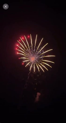 Sky on fire 🔥🎆 #Fireworks #fireworksdisplay #pyro #pyrotechnics #boom #explosion #trending