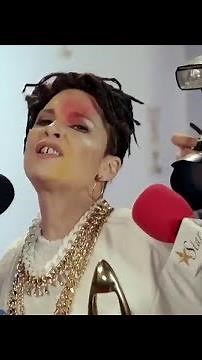 BYE BYE 2018 / HUBERT LENOIR PARODIE