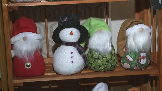 Christmas at The Wurlitzer event attracts WNY craft lovers