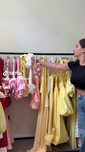 Dress up concept (@dressup.concept)’s videos with original sound - ria